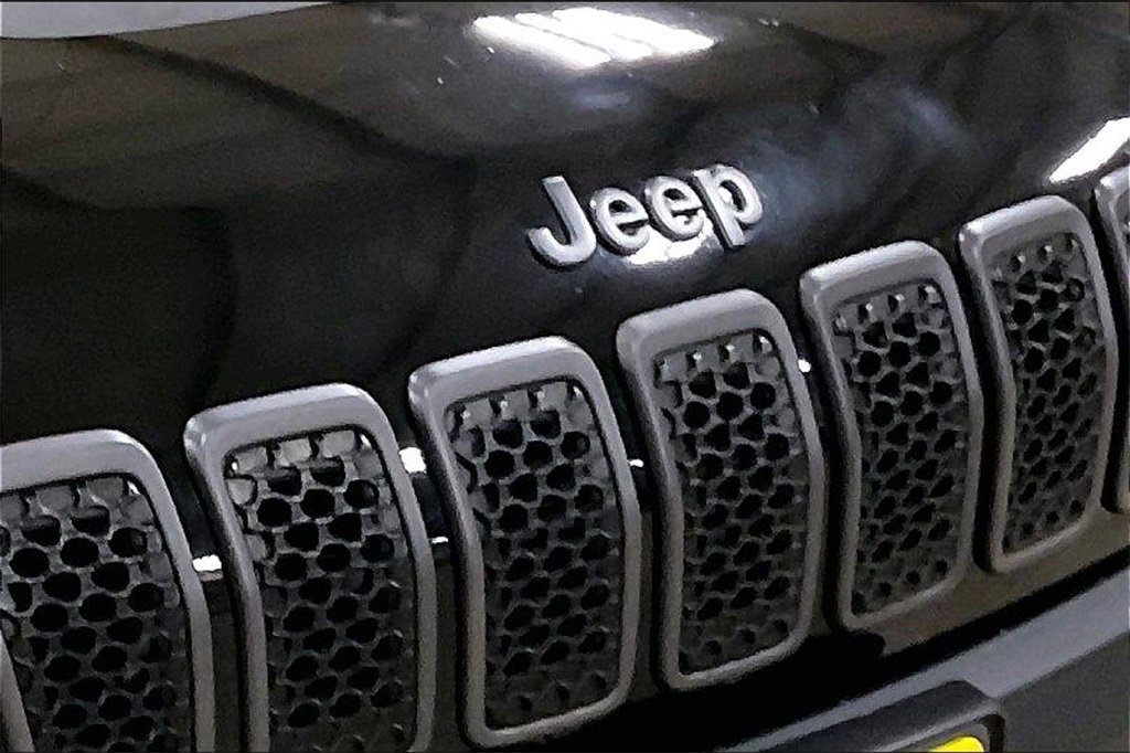 Used 2021 Jeep Cherokee Trailhawk w/ Trailer Tow Group image 28