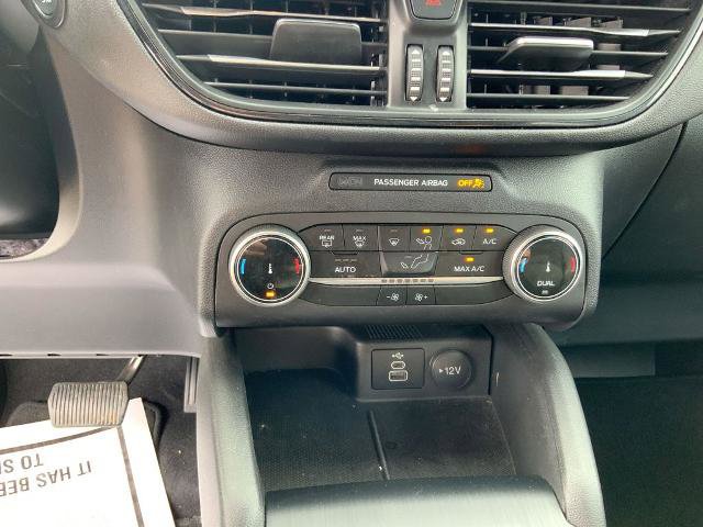 Certified 2025 Ford Escape ST-Line AWD/4WD image 18