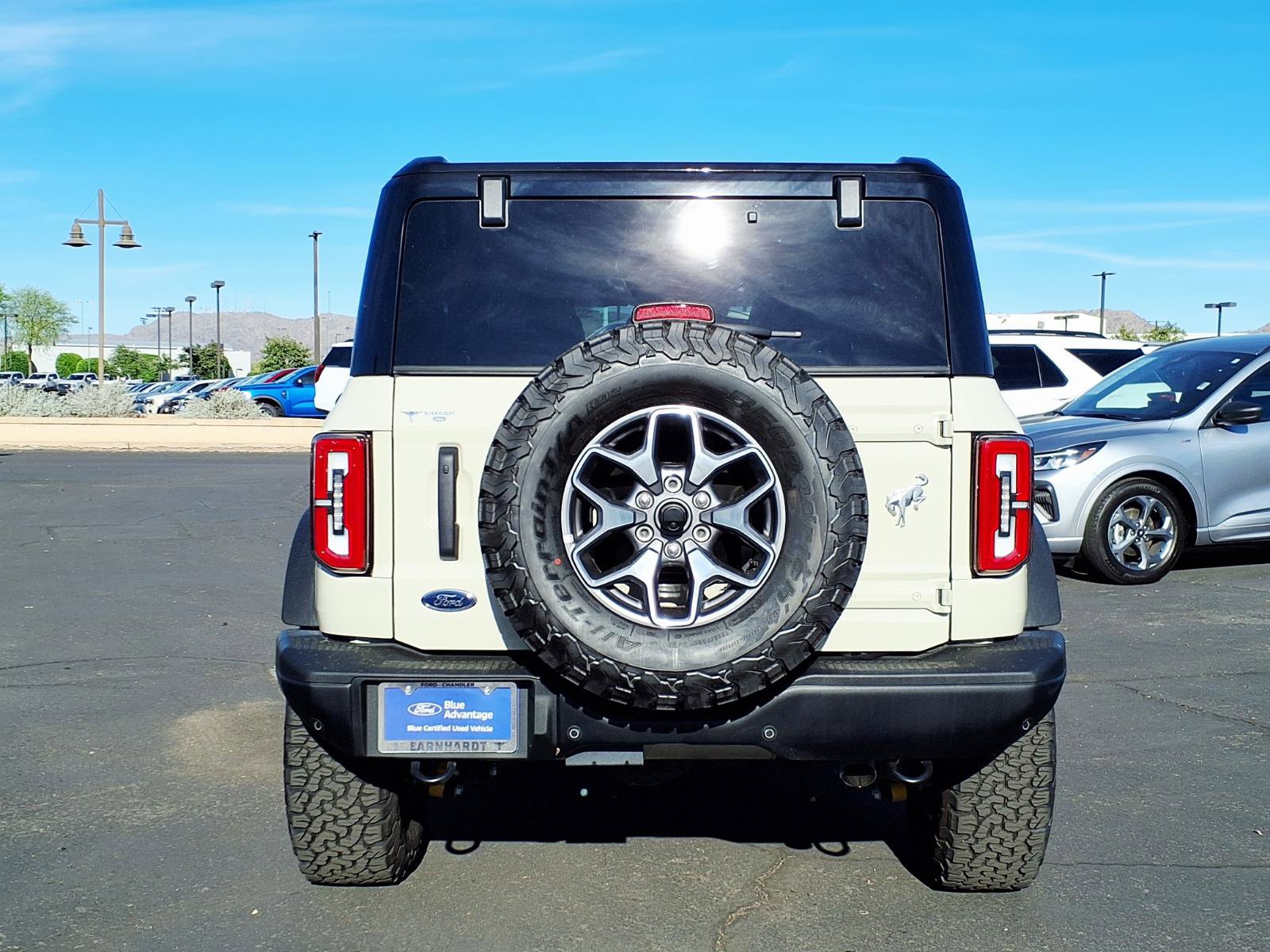 Certified 2025 Ford Bronco Badlands image 5
