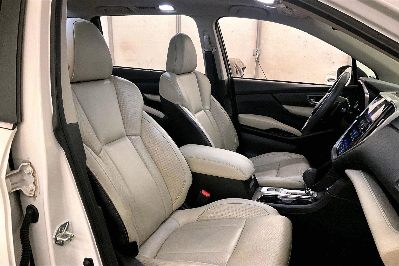 Used 2023 Subaru Ascent Limited w/ Technology Package image 9