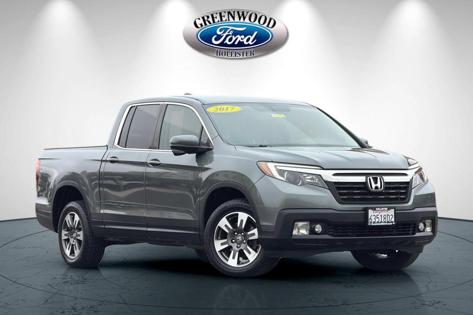 Used 2017 Honda Ridgeline RTL-T image 1