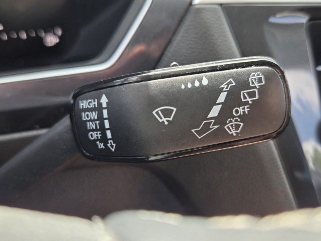 Used 2024 Volkswagen Tiguan S FWD image 28