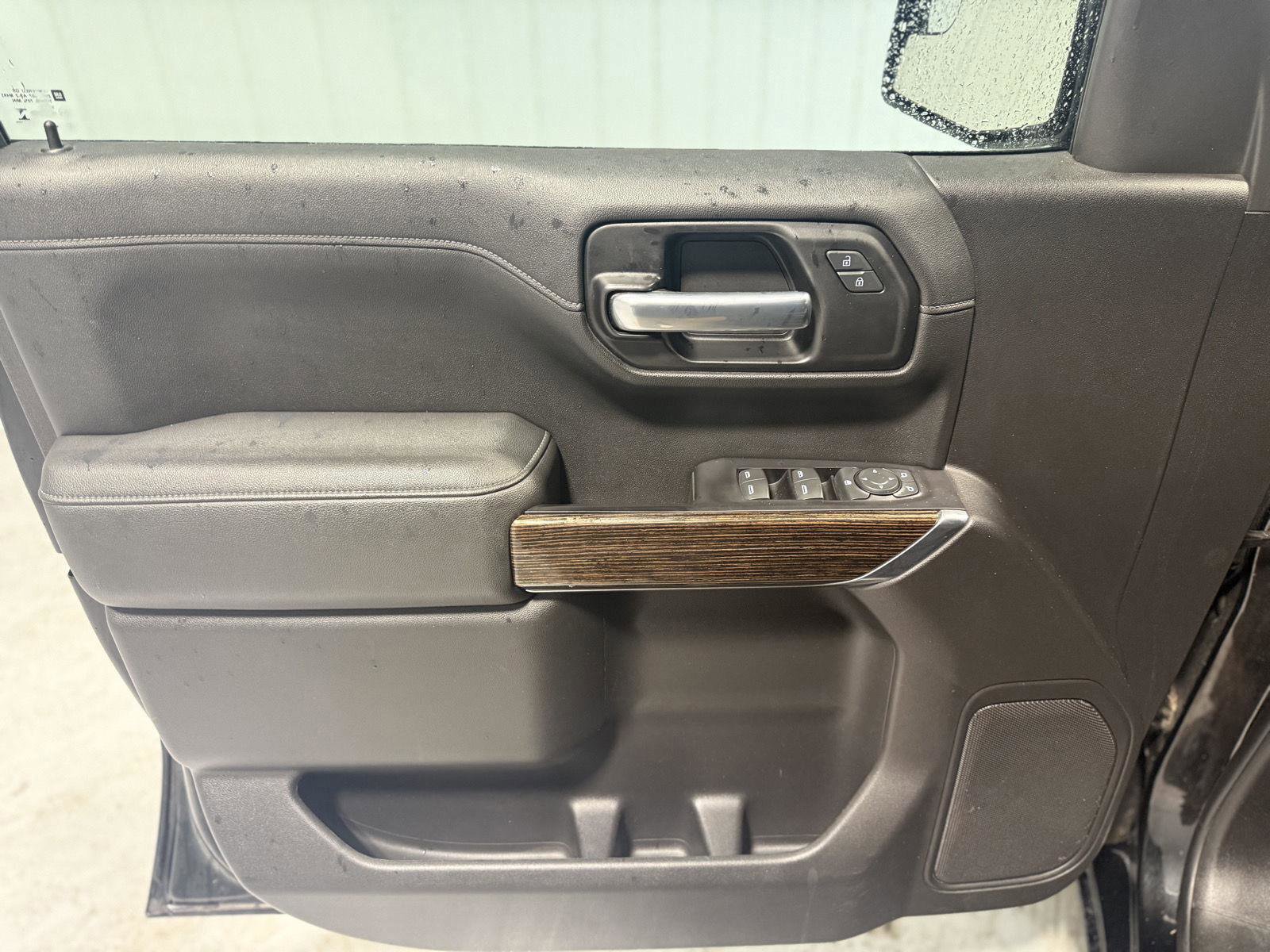 Used 2020 GMC Sierra 1500 SLE w/ SLE Value Package image 19