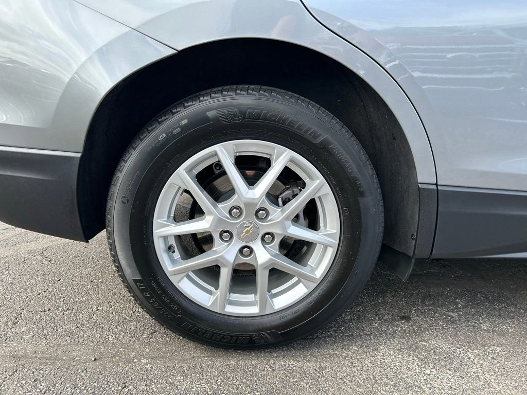 Used 2024 Chevrolet Equinox LS w/ LS Convenience Package image 10