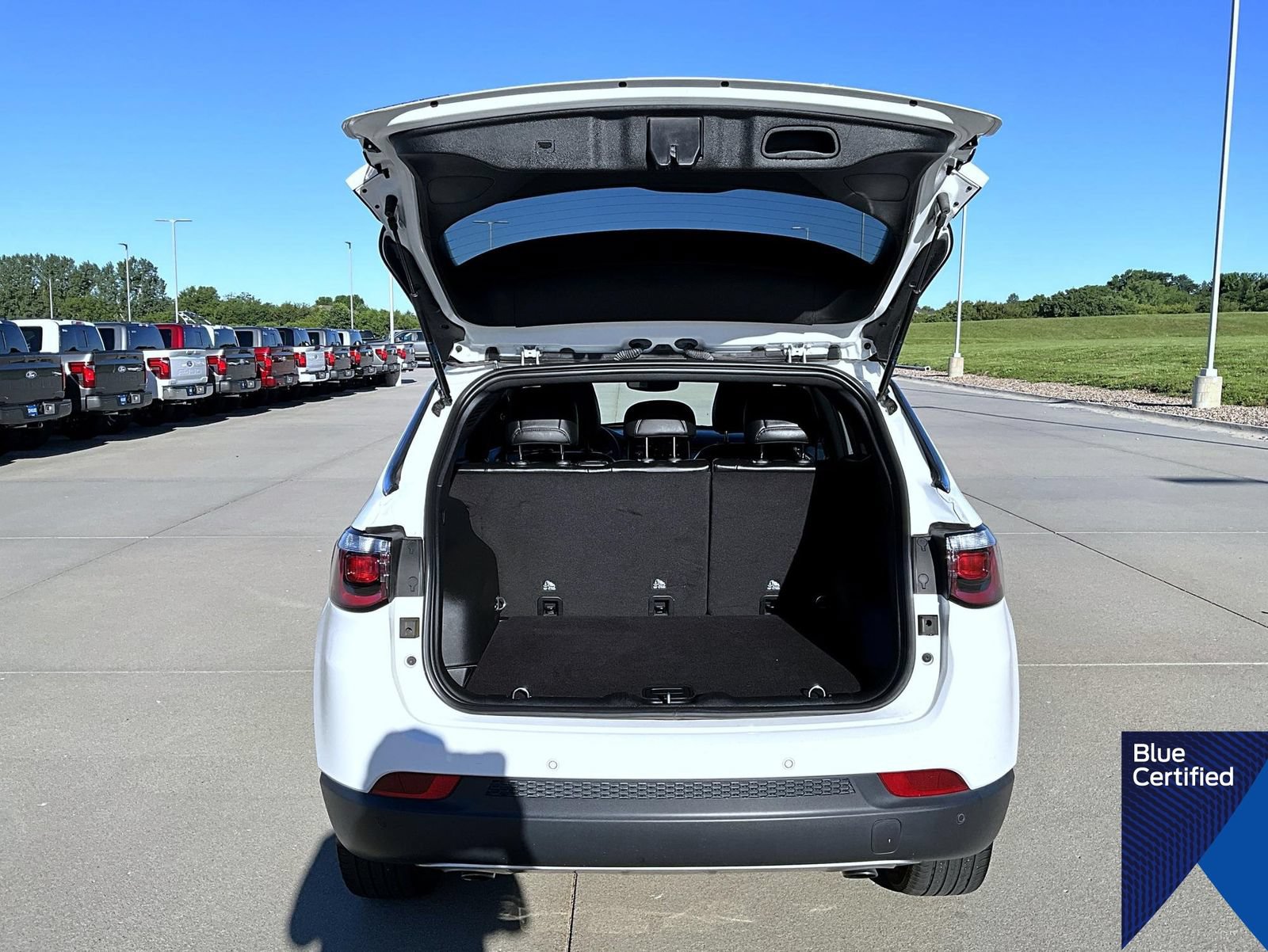 Used 2023 Jeep Compass Limited AWD/4WD image 22