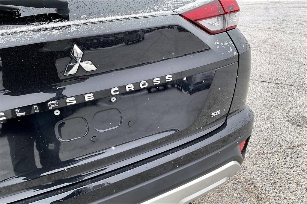 Used 2024 Mitsubishi Eclipse Cross SE image 6