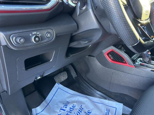 Used 2022 Chevrolet TrailBlazer RS image 16