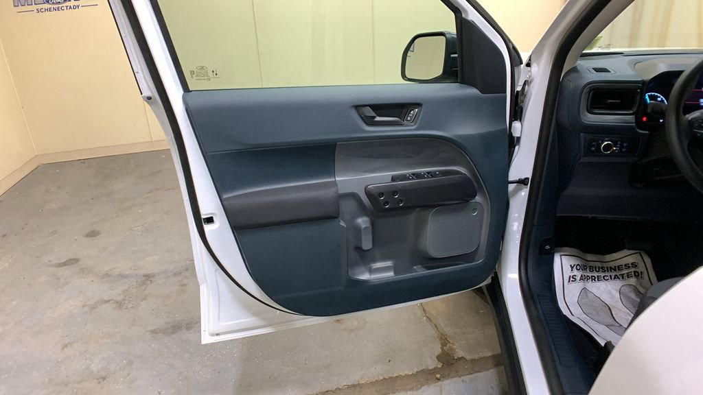 Certified 2024 Ford Maverick XL FWD image 21