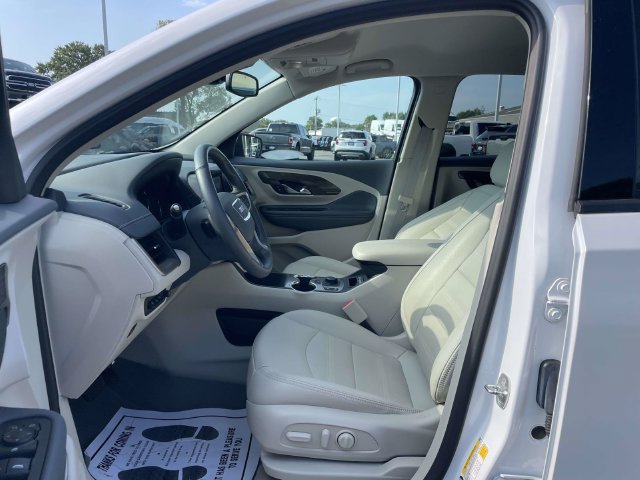 Used 2024 GMC Terrain Denali AWD/4WD image 19