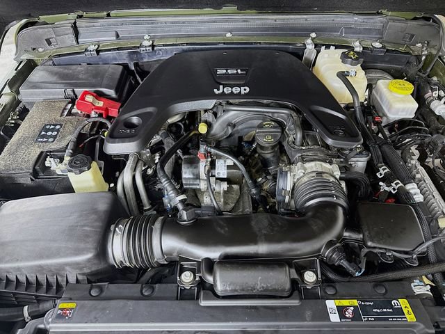 Used 2021 Jeep Wrangler Unlimited Islander image 28