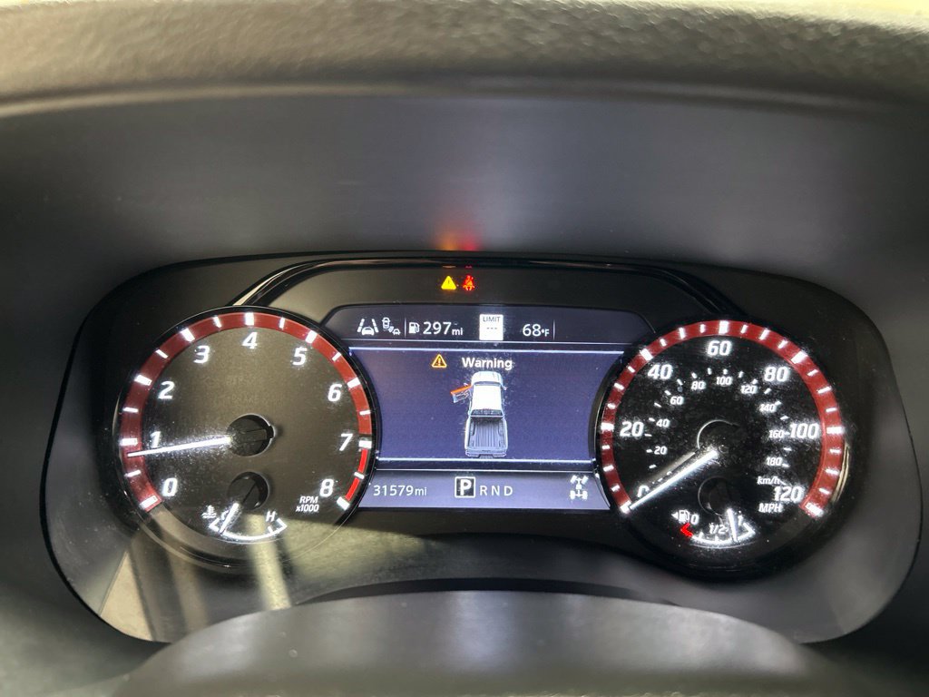 Used 2023 Nissan Frontier PRO-4X w/ Technology Package AWD/4WD image 16