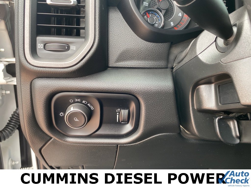 Used 2024 RAM 2500 Tradesman w/ Chrome Appearance Group image 25