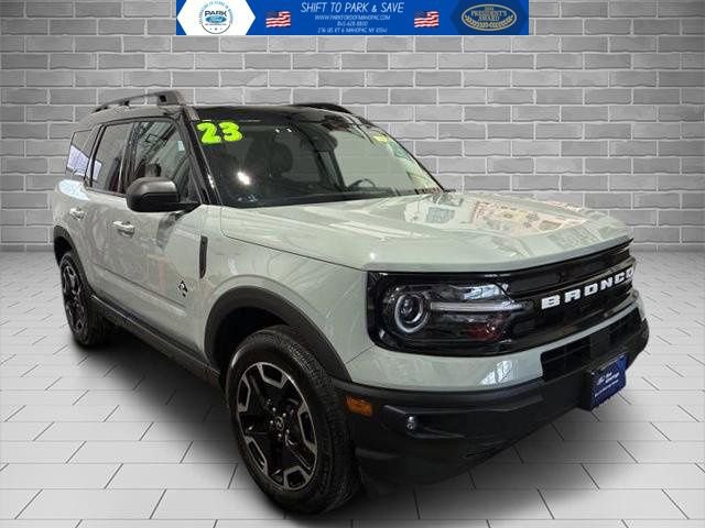 Certified 2023 Ford Bronco Sport Outer Banks w/ Tech Package image 11