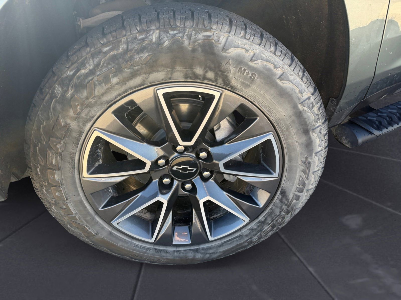 Used 2023 Chevrolet Tahoe Z71 w/ Z71 Off-Road Package image 14