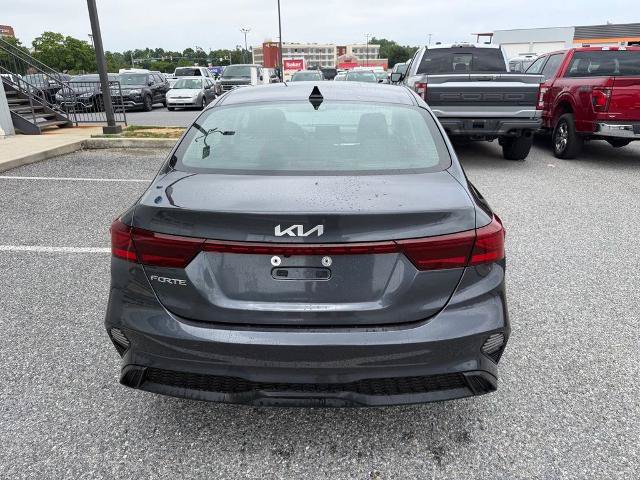 Used 2023 Kia Forte LXS w/ LXS Technology Package FWD image 7