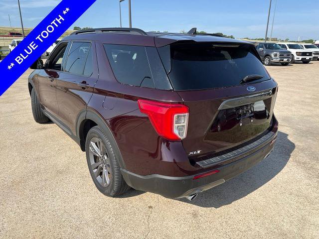 Certified 2023 Ford Explorer XLT w/ Equipment Group 202A RWD image 8