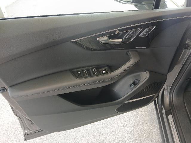 Used 2024 Audi Q7 3.0T Premium Plus image 12