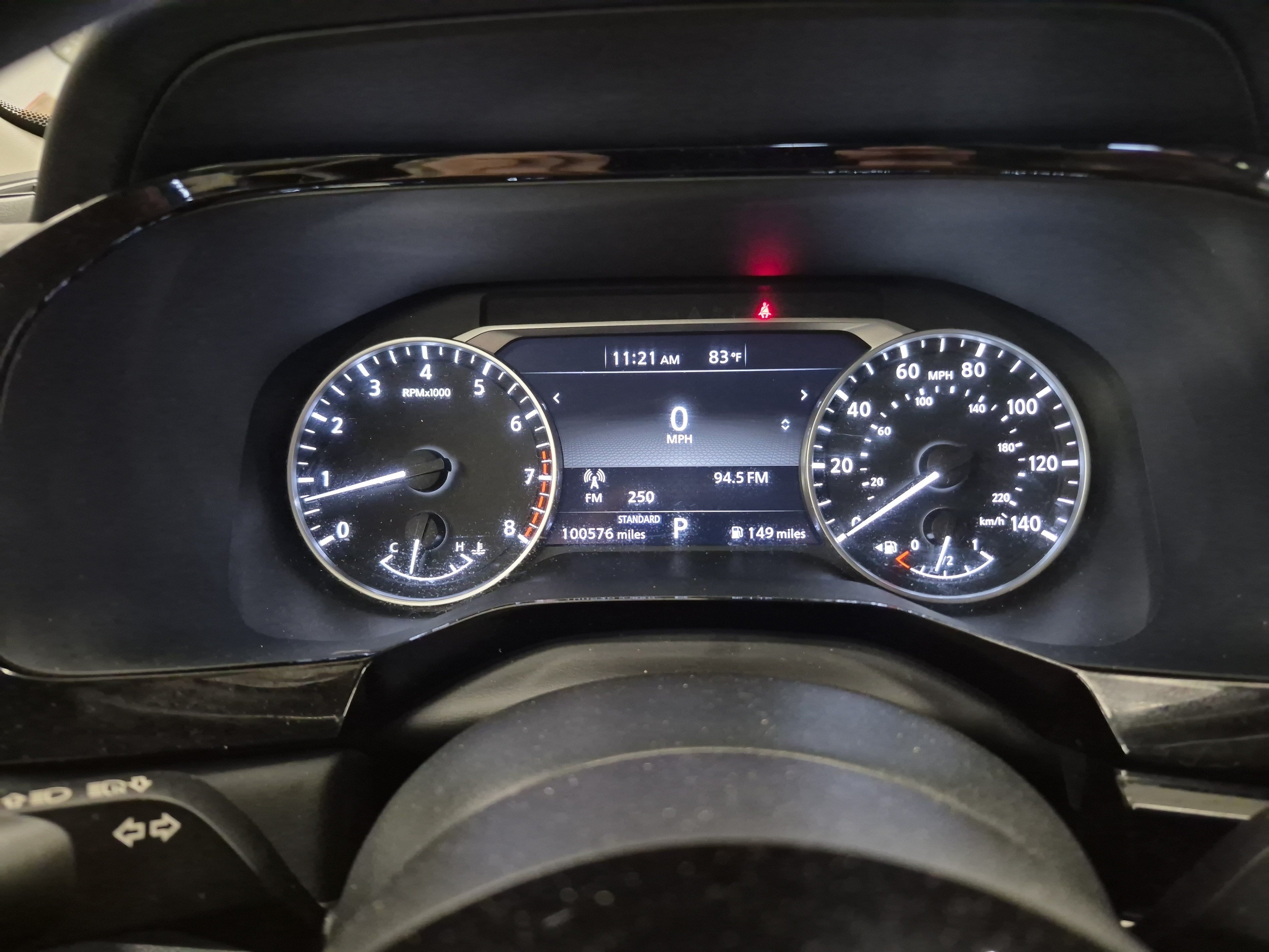 Used 2022 Nissan Pathfinder S FWD image 23