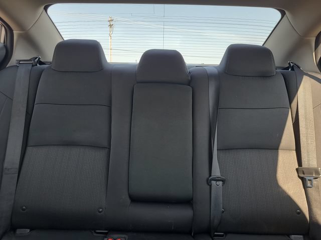 Used 2025 Nissan Altima 2.5 SV FWD image 31