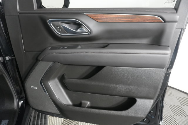 Used 2024 Chevrolet Tahoe High Country AWD/4WD image 42