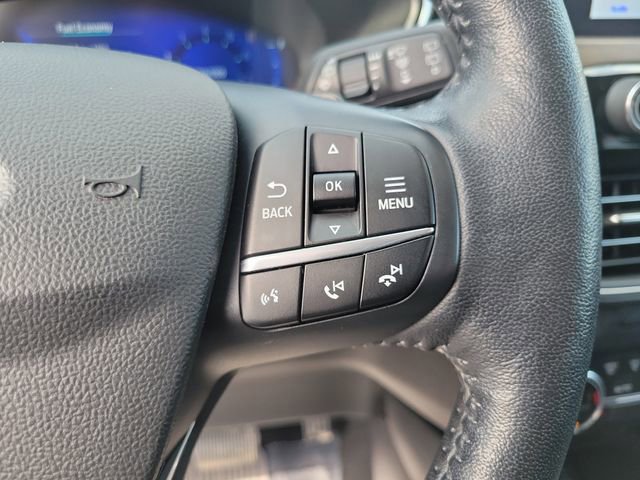 Certified 2020 Ford Escape Titanium AWD/4WD image 18