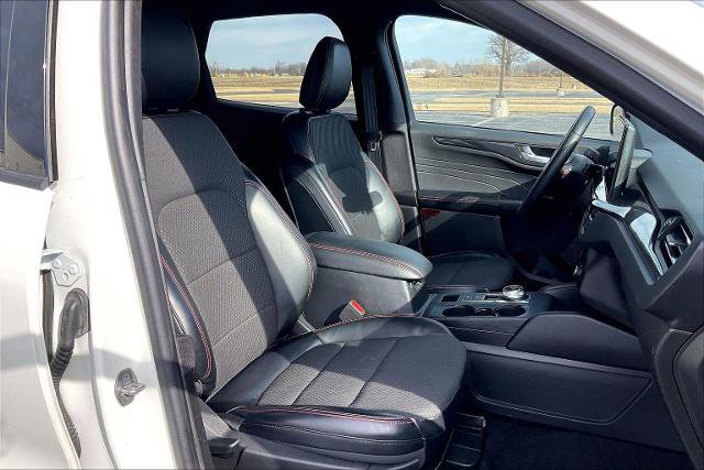 Certified 2023 Ford Escape ST-Line w/ Tech Pack #1 image 10