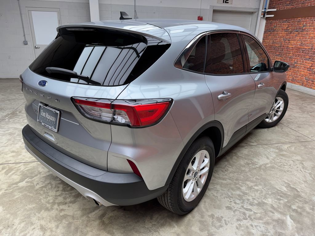 Certified 2022 Ford Escape SE w/ Convenience Package image 4
