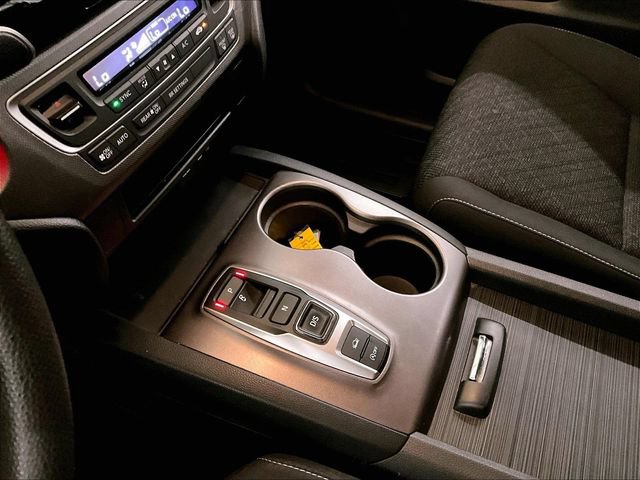 Used 2021 Honda Ridgeline Sport image 16