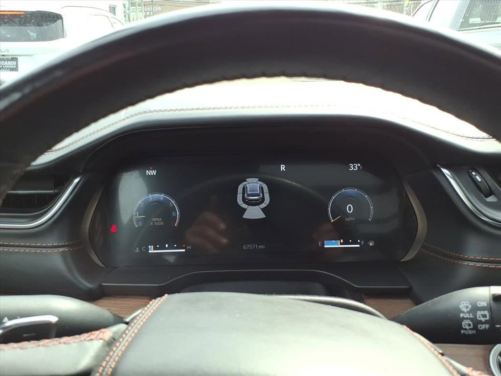 Used 2022 Jeep Grand Cherokee L Summit w/ Luxury Tech Group V image 18