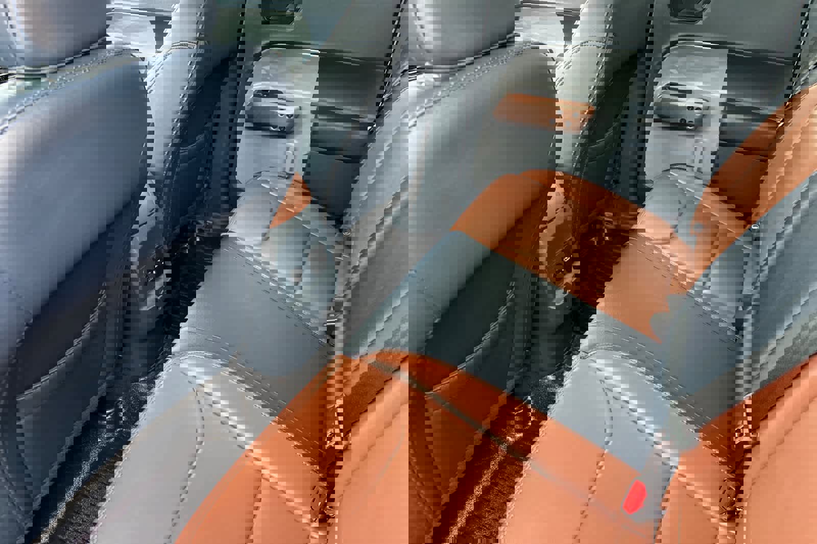 Certified 2024 Ford Maverick Lariat image 4