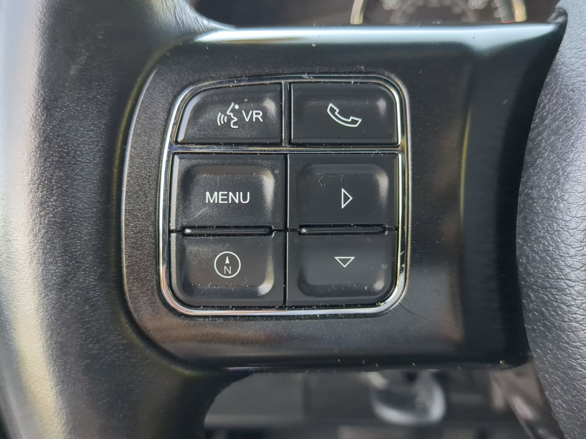 Used 2018 Jeep Wrangler Unlimited Rubicon AWD/4WD image 65