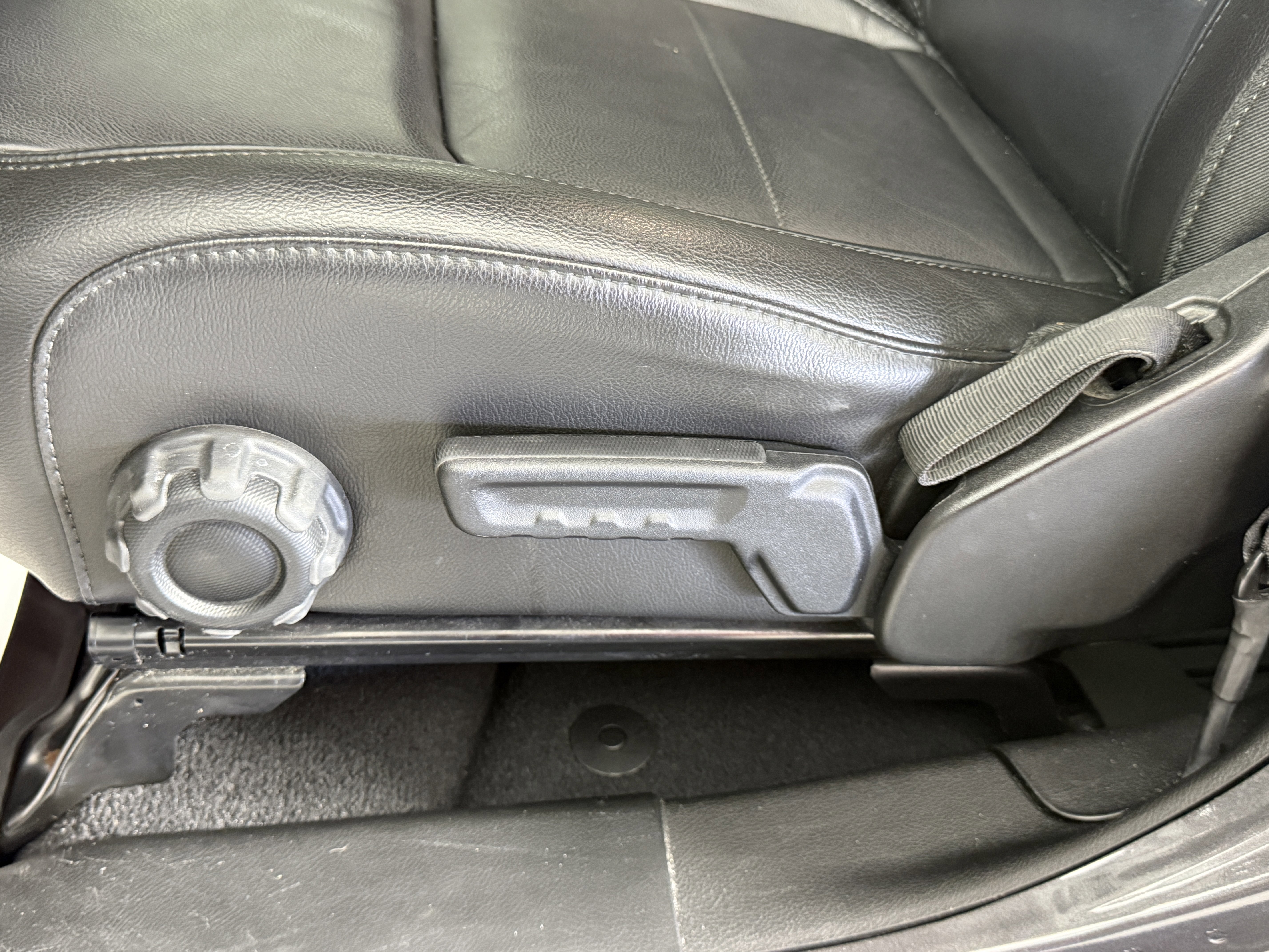 Used 2022 Jeep Wrangler Unlimited Sahara image 18