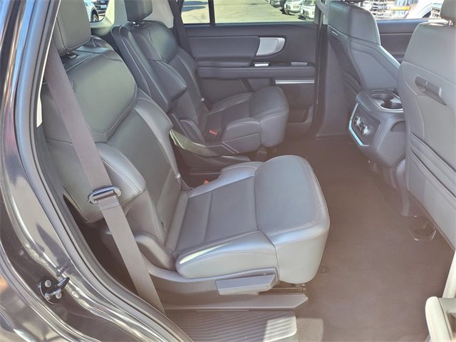 Certified 2025 Ford Expedition Active image 21
