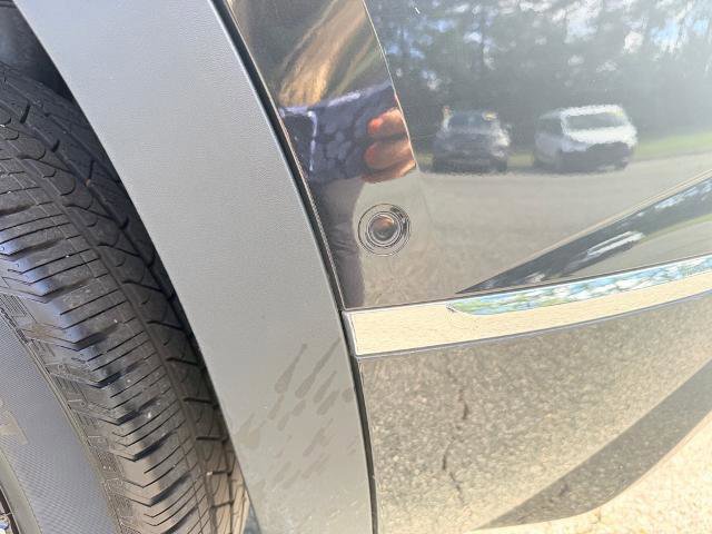 Used 2025 Volkswagen Atlas Cross Sport SEL Premium R-Line image 24