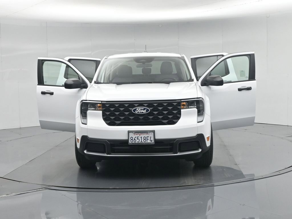 Certified 2025 Ford Maverick XLT w/ 4K Tow Package AWD/4WD image 32