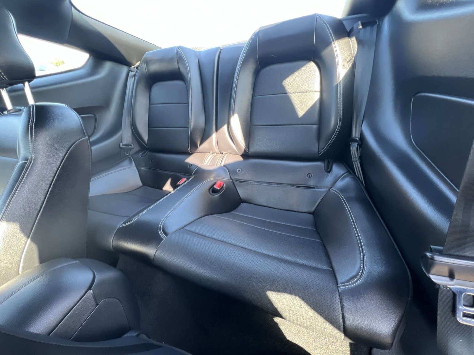 Certified 2020 Ford Mustang Premium RWD image 30