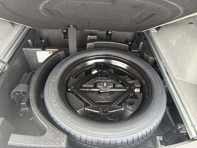 Used 2024 Cadillac XT5 Premium Luxury w/ LPO, Floor Liner Package image 54