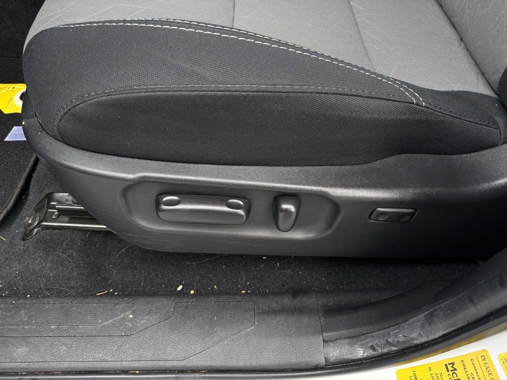 Used 2022 Toyota Tacoma TRD Off-Road image 11