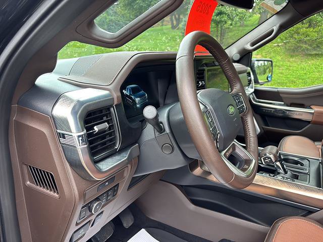 Certified 2025 Ford F150 King Ranch AWD/4WD image 13