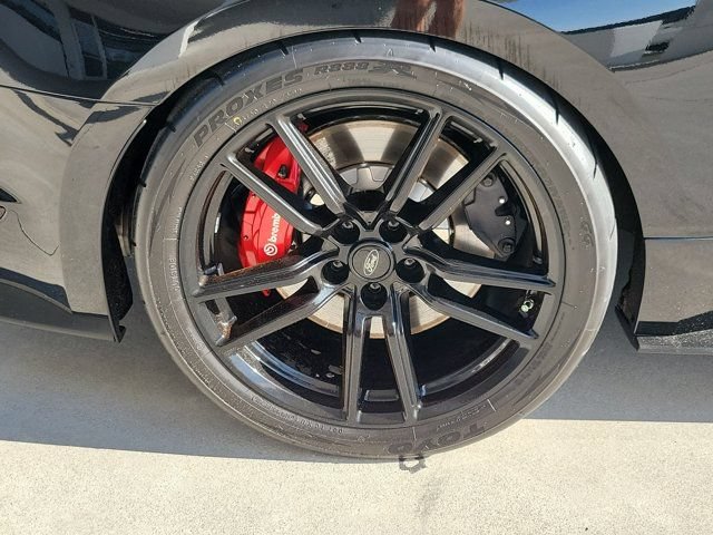 Certified 2021 Ford Mustang Shelby GT500 w/ Technology Package RWD image 9