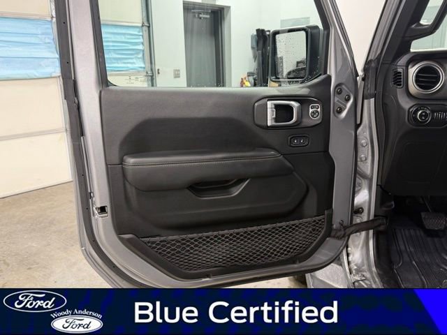 Used 2020 Jeep Gladiator Overland w/ Safety Group image 21