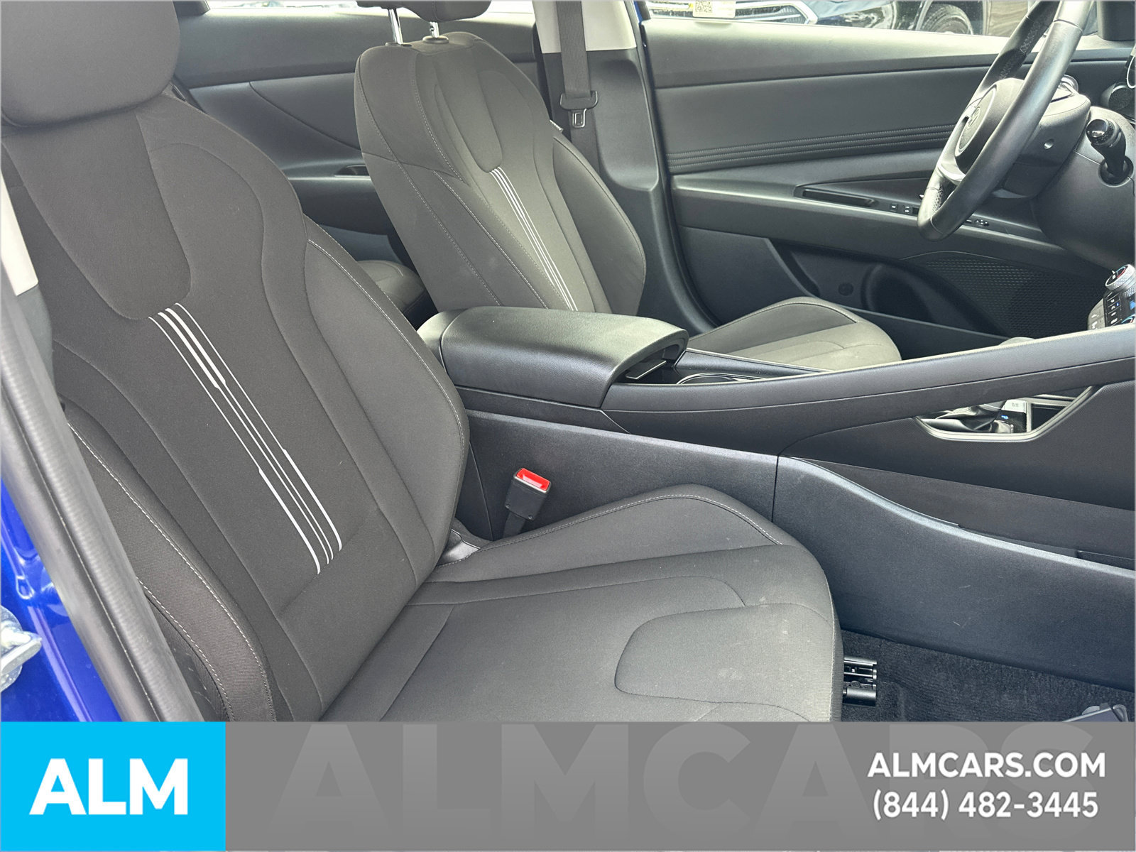 Used 2025 Hyundai Elantra SEL FWD image 15