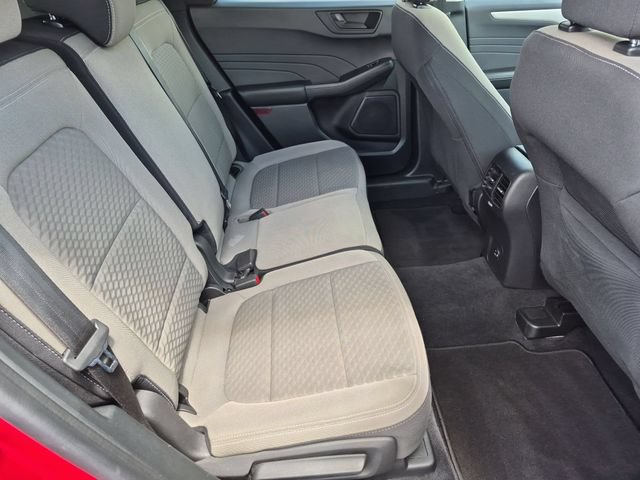 Certified 2022 Ford Escape SE w/ Cold Weather Package AWD/4WD image 18