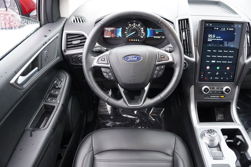 Certified 2021 Ford Edge SEL w/ Convenience Package image 19