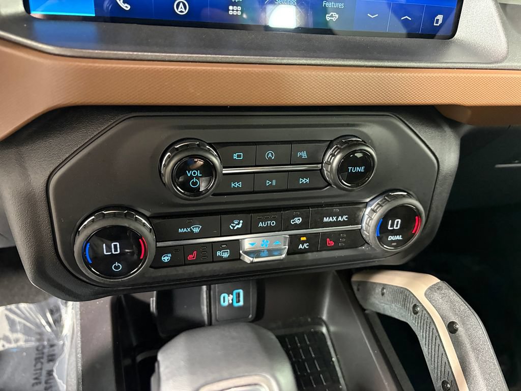 Certified 2024 Ford Bronco Outer Banks AWD/4WD image 18
