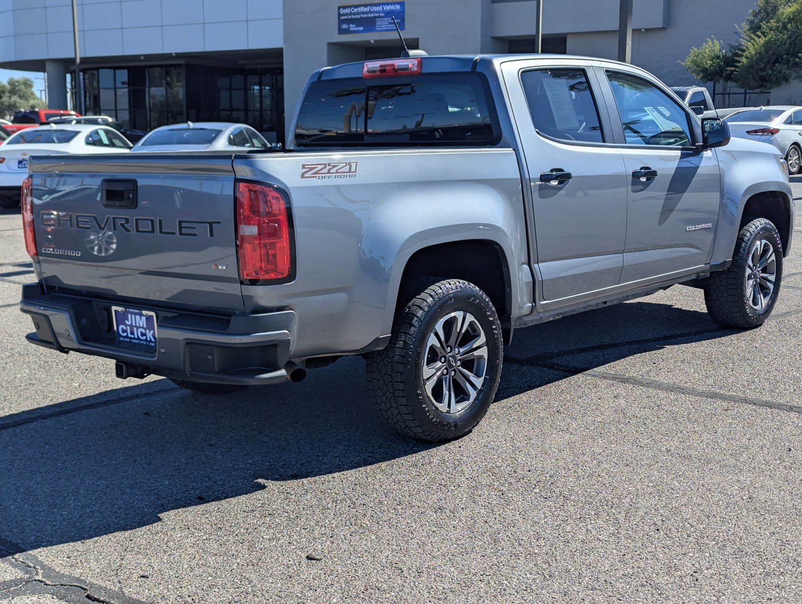 Used 2022 Chevrolet Colorado Z71 w/ Trail Boss Package AWD/4WD image 2