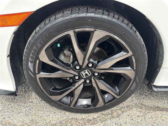 Used 2018 Honda Civic Sport image 30