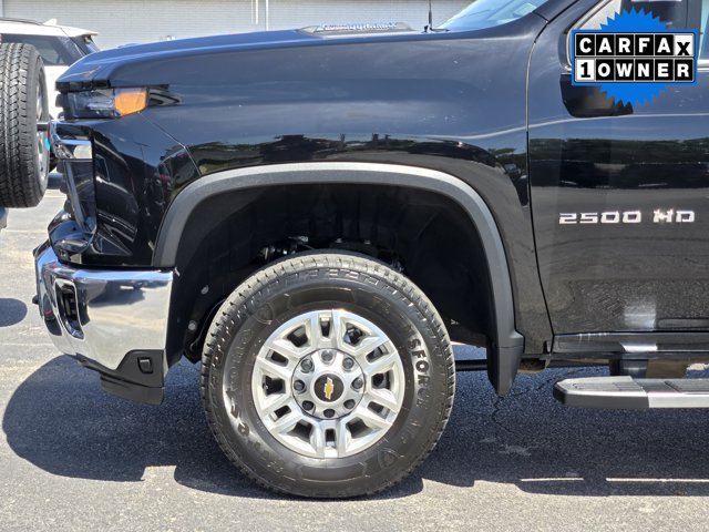 Used 2025 Chevrolet Silverado 2500 LT w/ Convenience Package AWD/4WD image 9