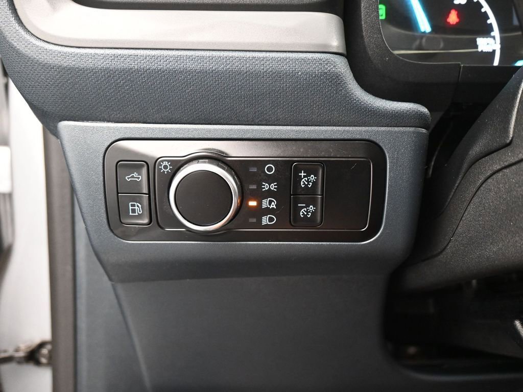 Certified 2023 Ford Maverick XL image 40