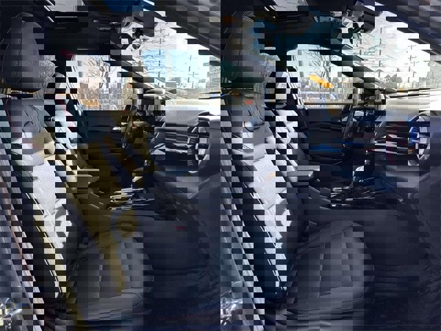 Used 2025 Chevrolet Trax RS w/ Sunroof Package image 25